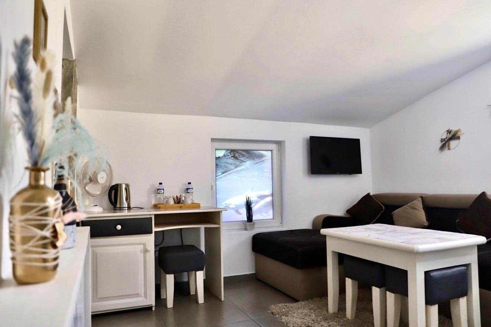 Cazare Moldi - Regim Hotelier Moldvahosszúmező Kültér fotó